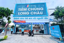 Long Châu nhận trước gần 600 tỷ đồng từ khách “đặt chỗ” tiêm vaccine