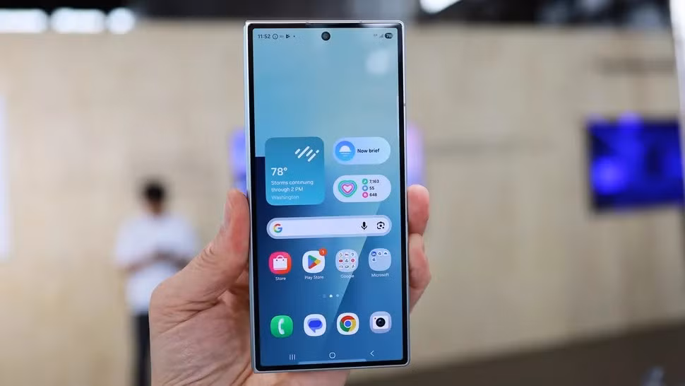 Galaxy Z Fold 7 - Future.jpg