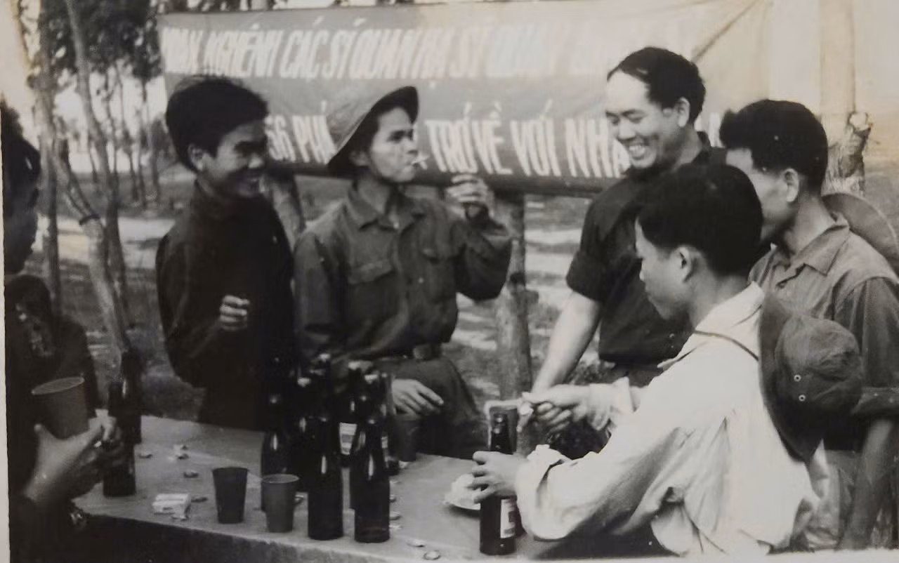 Binh si nguy phan chien.jpg