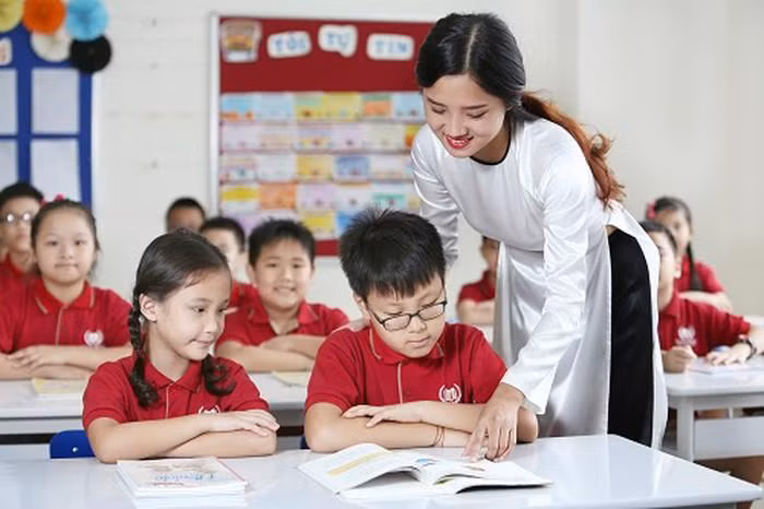 Cải cách giáo dục đào tạo có ý nghĩa then chốt để Việt Nam có thể vươn lên địa vị một nước tiên tiến, phát triển. Ảnh: VNE Cải cách giáo dục đào tạo có ý nghĩa then chốt để Việt Nam có thể vươn lên địa vị một nước tiên tiến, phát triển. Ảnh: VNE