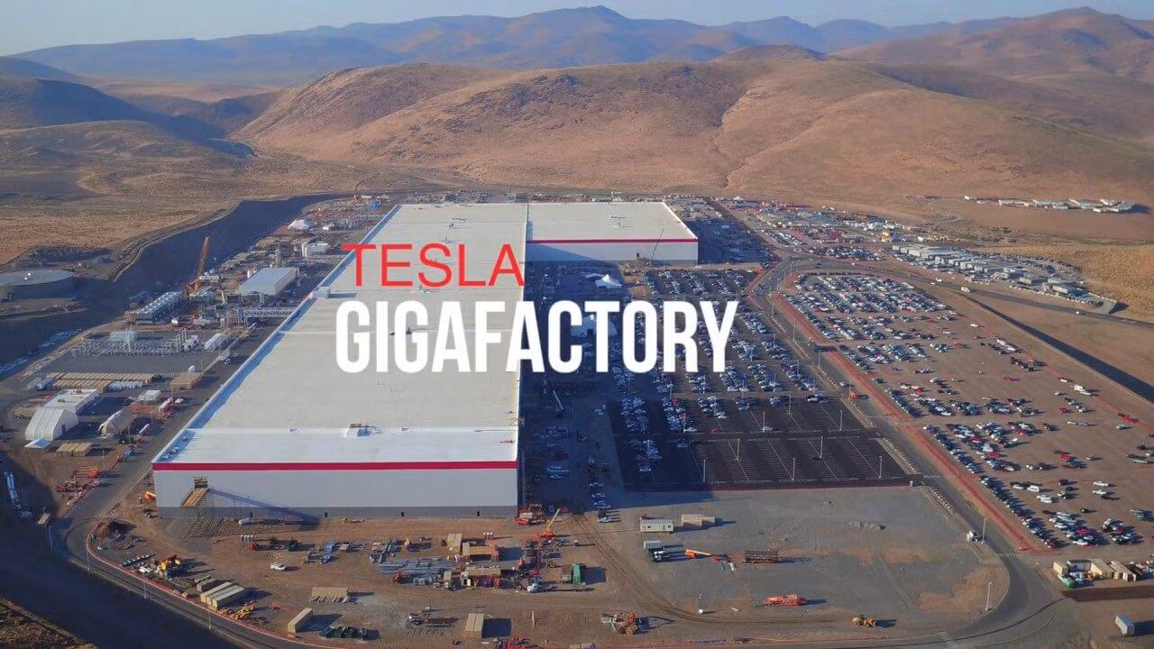 Nhà máy sản xuất pin khổng lồ của Tập đoàn Tesla. Ảnh: Business Insider Nhà máy sản xuất pin khổng lồ của Tập đoàn Tesla. Ảnh: Business Insider