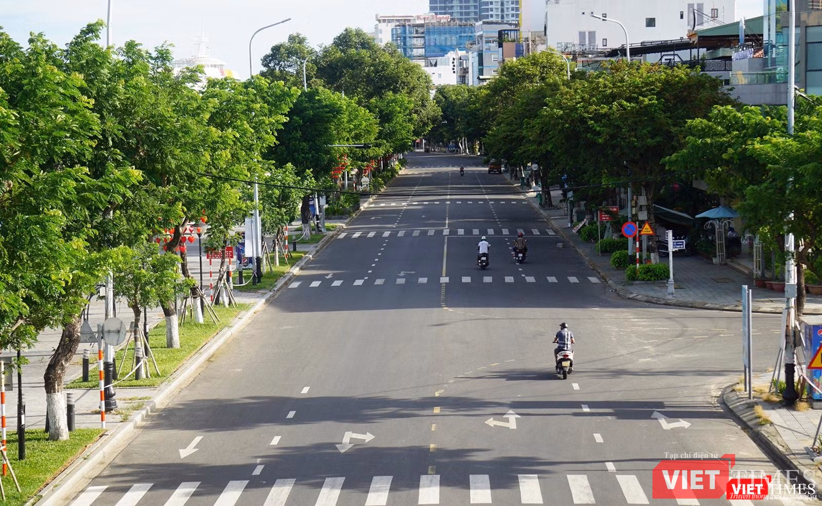 Các tuyến đường văng người qua lại