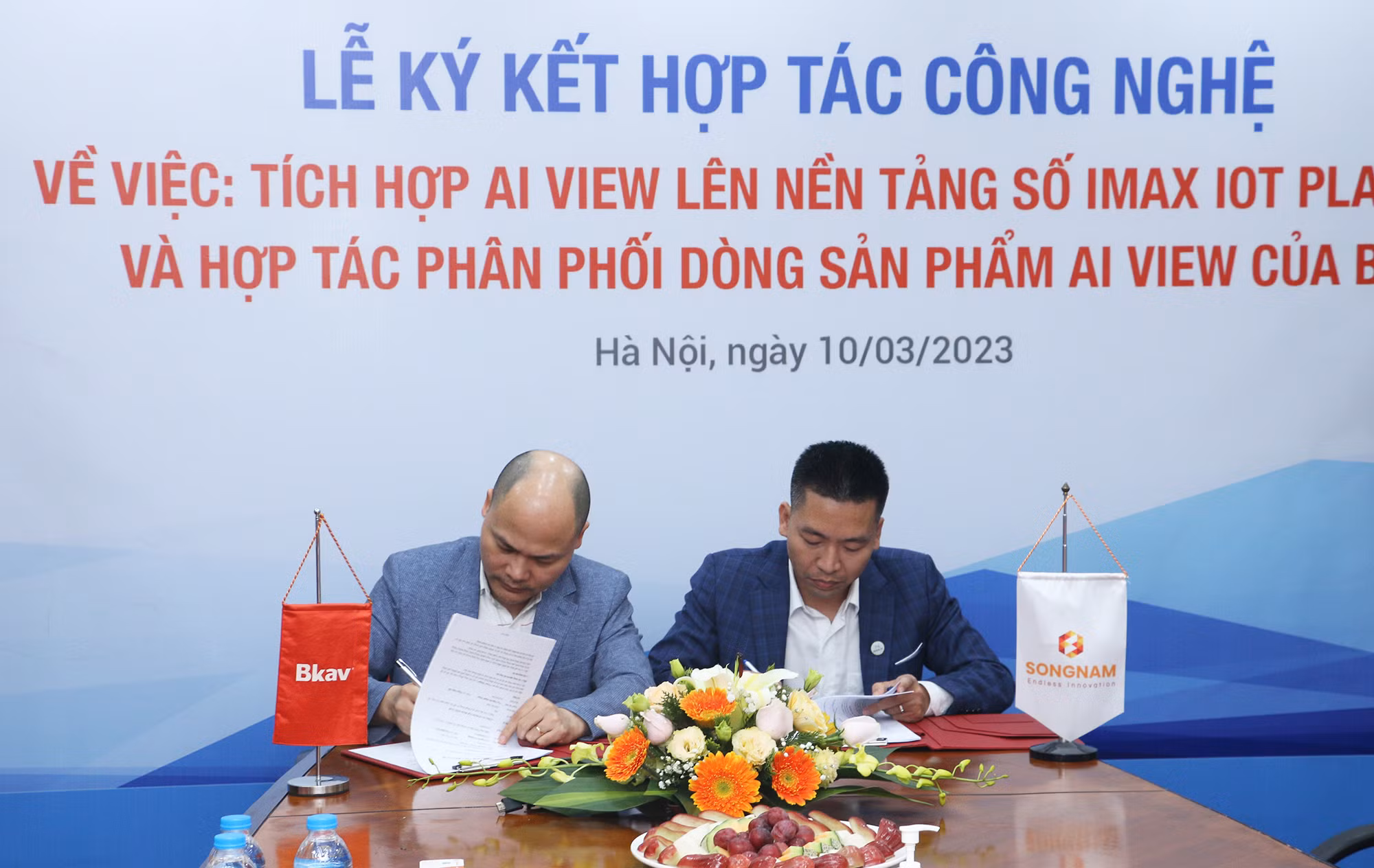 Ký kết giữa BKAV và Song Nam