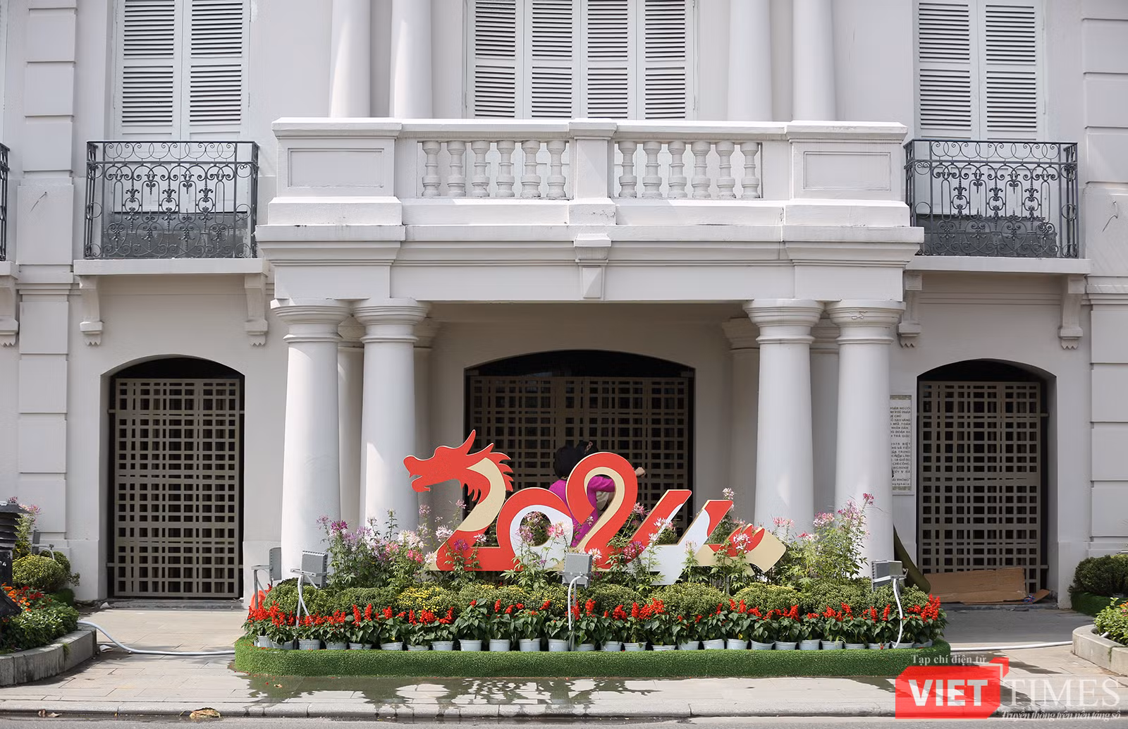 vt-duong-pho-tet-52-9735.png