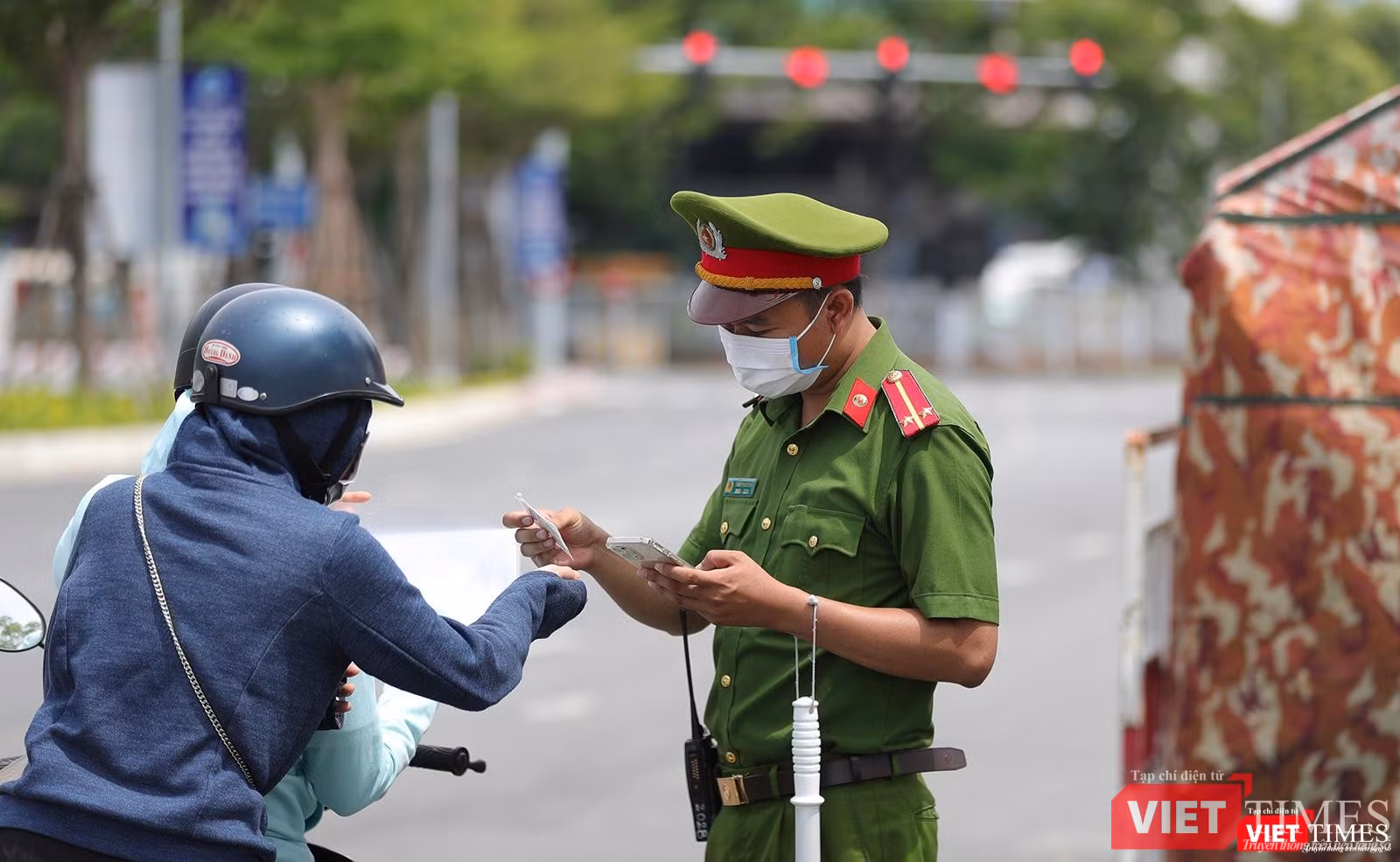 ...kiểm soát