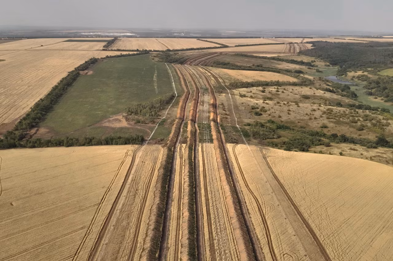 Ukraine tăng tốc xây dựng pháo đài chống Nga kéo dài từ Kharkov tới Zaporizhzhia.png