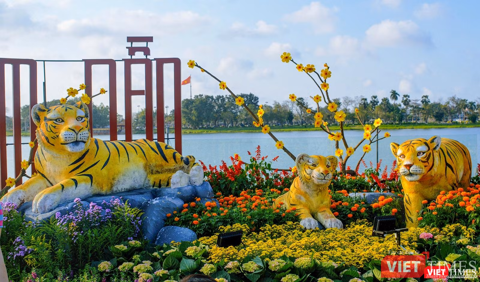 Tiểu cảnh linh vật của năm Nhâm Dần
