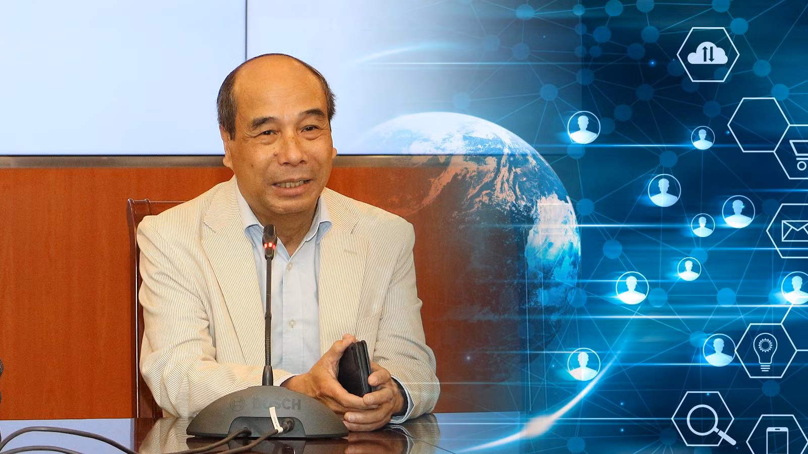 GS Hồ Tú Bảo