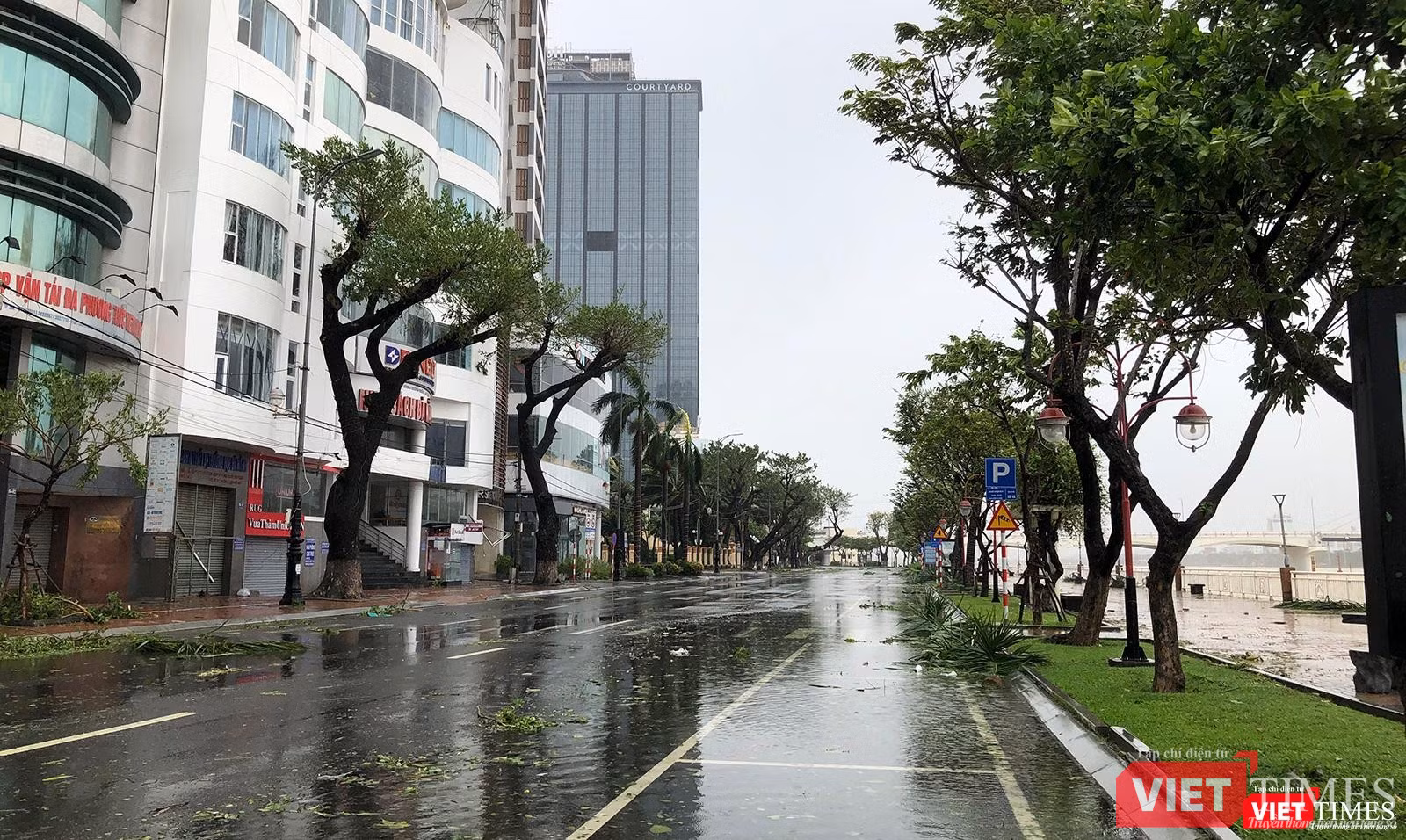 Đường Bạch Đằng sau bão Noru