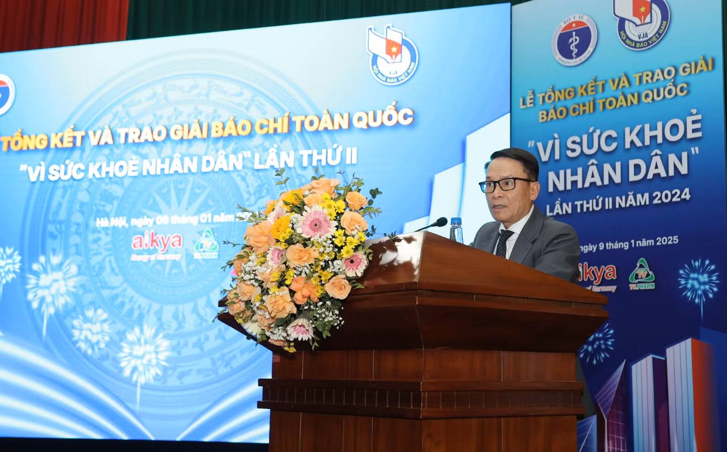 Lợi.png