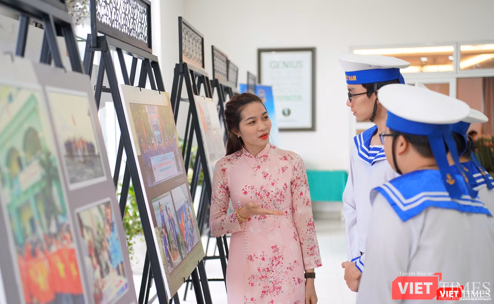 Thêm yêu tổ quốc Việt Nam