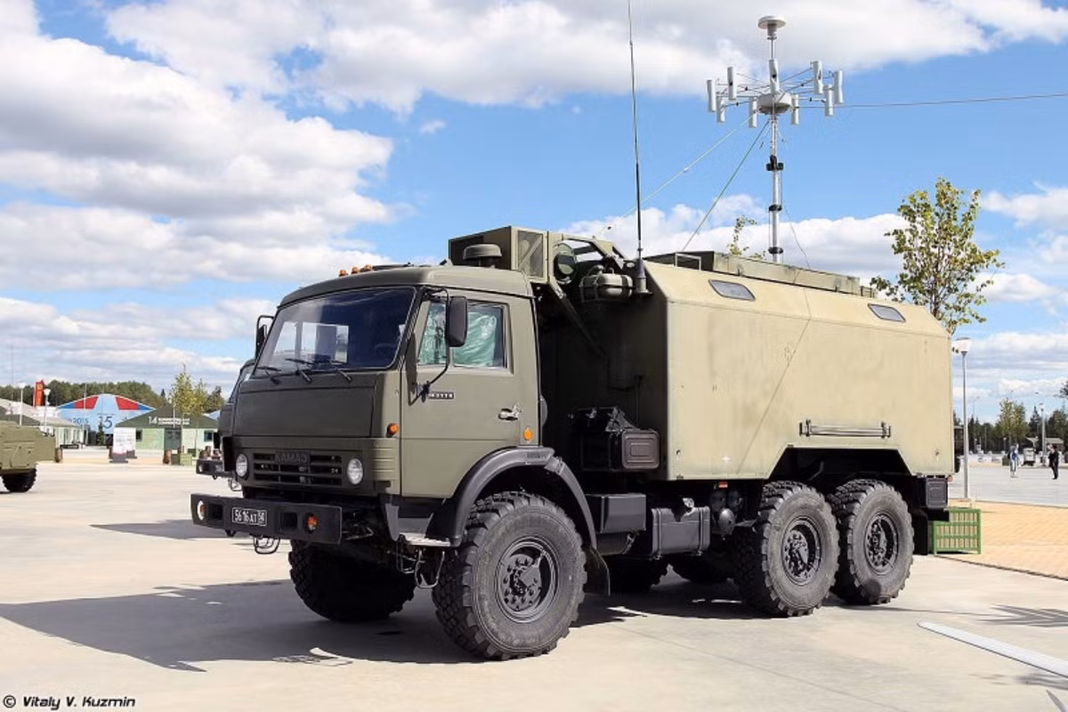 He thong R-330ZH.jpg
