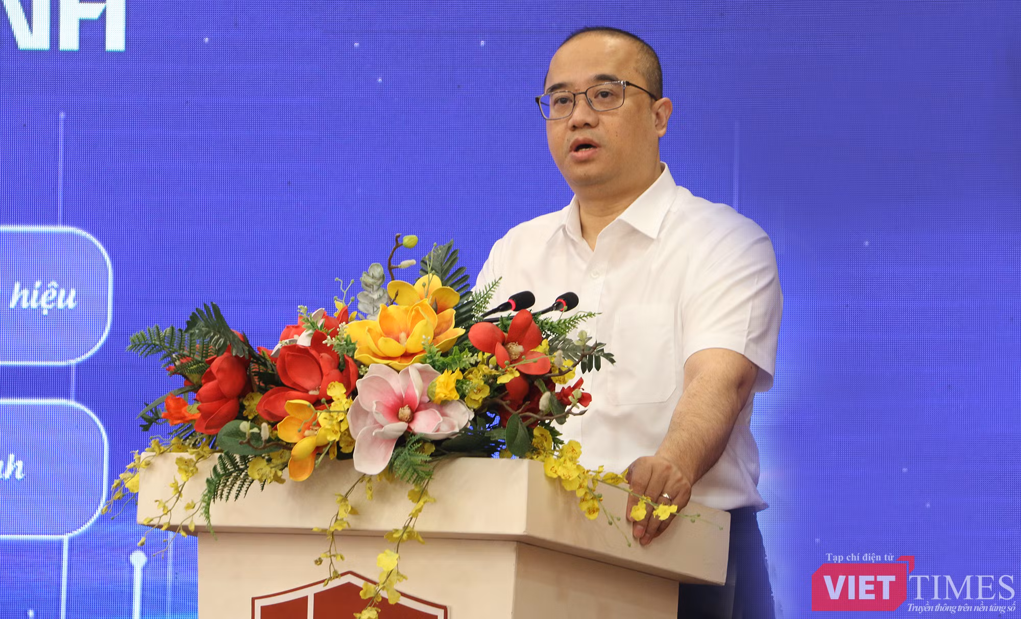 vt_nguyen truc le.jpg