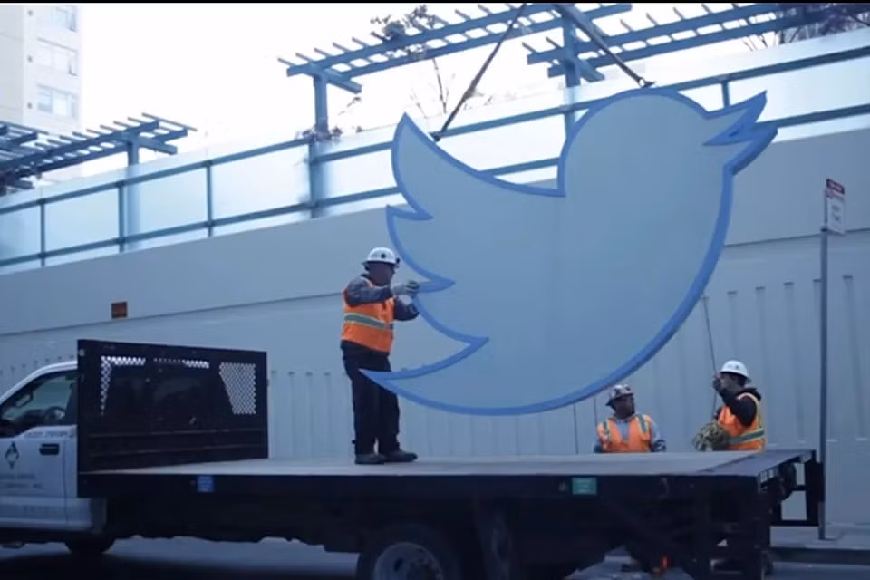 logo twitter.jpg