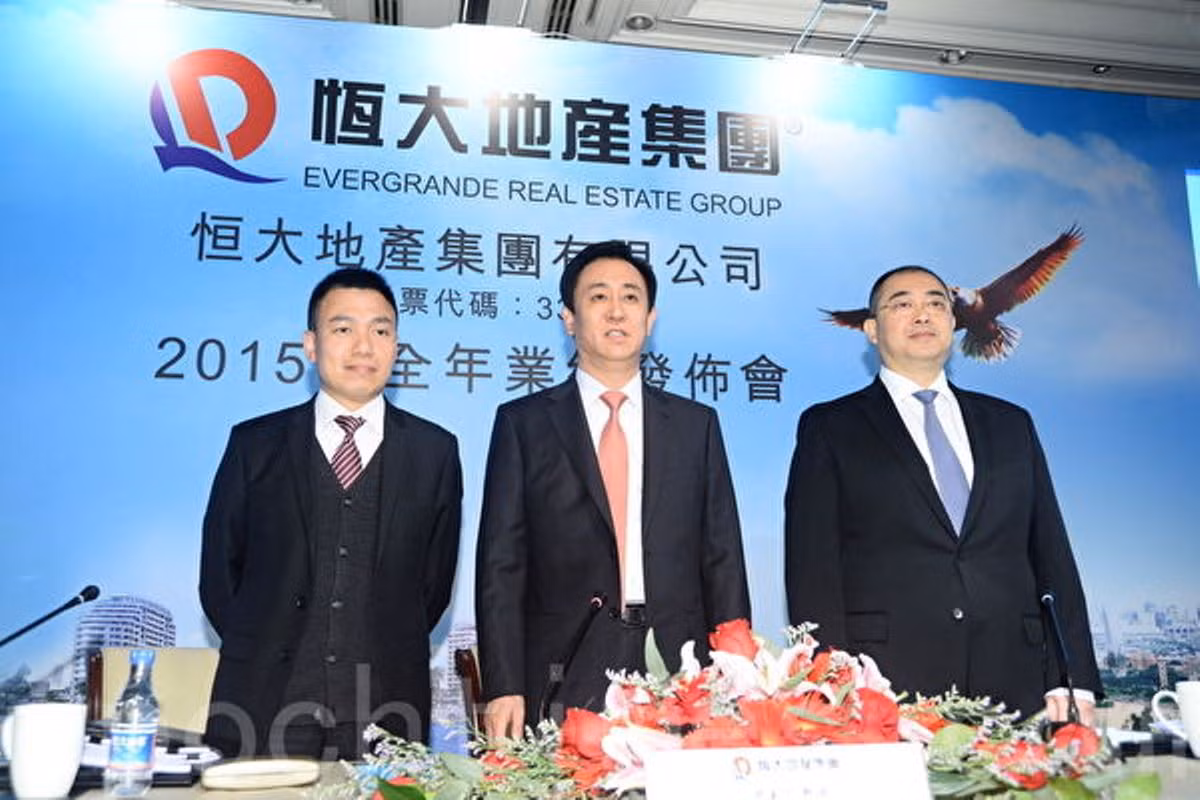 ban-lanh-dao-cong-ty-3131.jpg