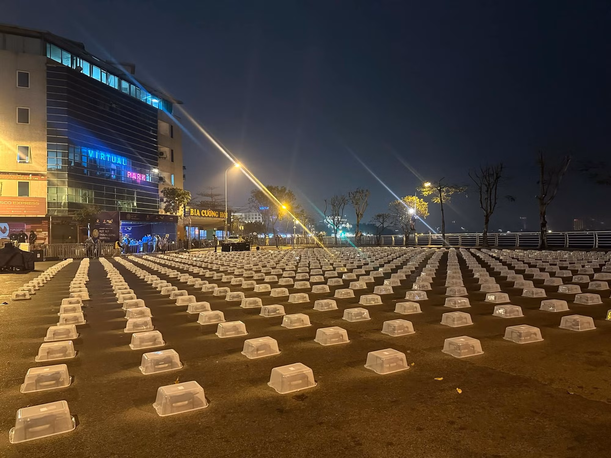 Drone bieu dien Ha Noi 2.jpg