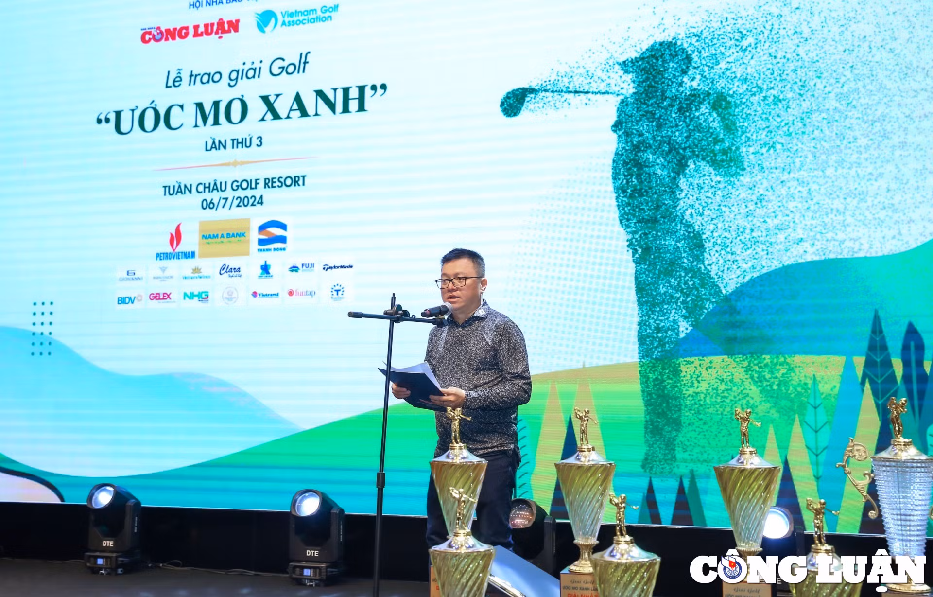 Ông Lê Quốc Minh - Ủy viên Trung ương Đảng, Tổng Biên tập Báo Nhân dân, Phó Trưởng ban Tuyên giáo Trung ương, Chủ tịch Hội Nhà báo Việt Nam.