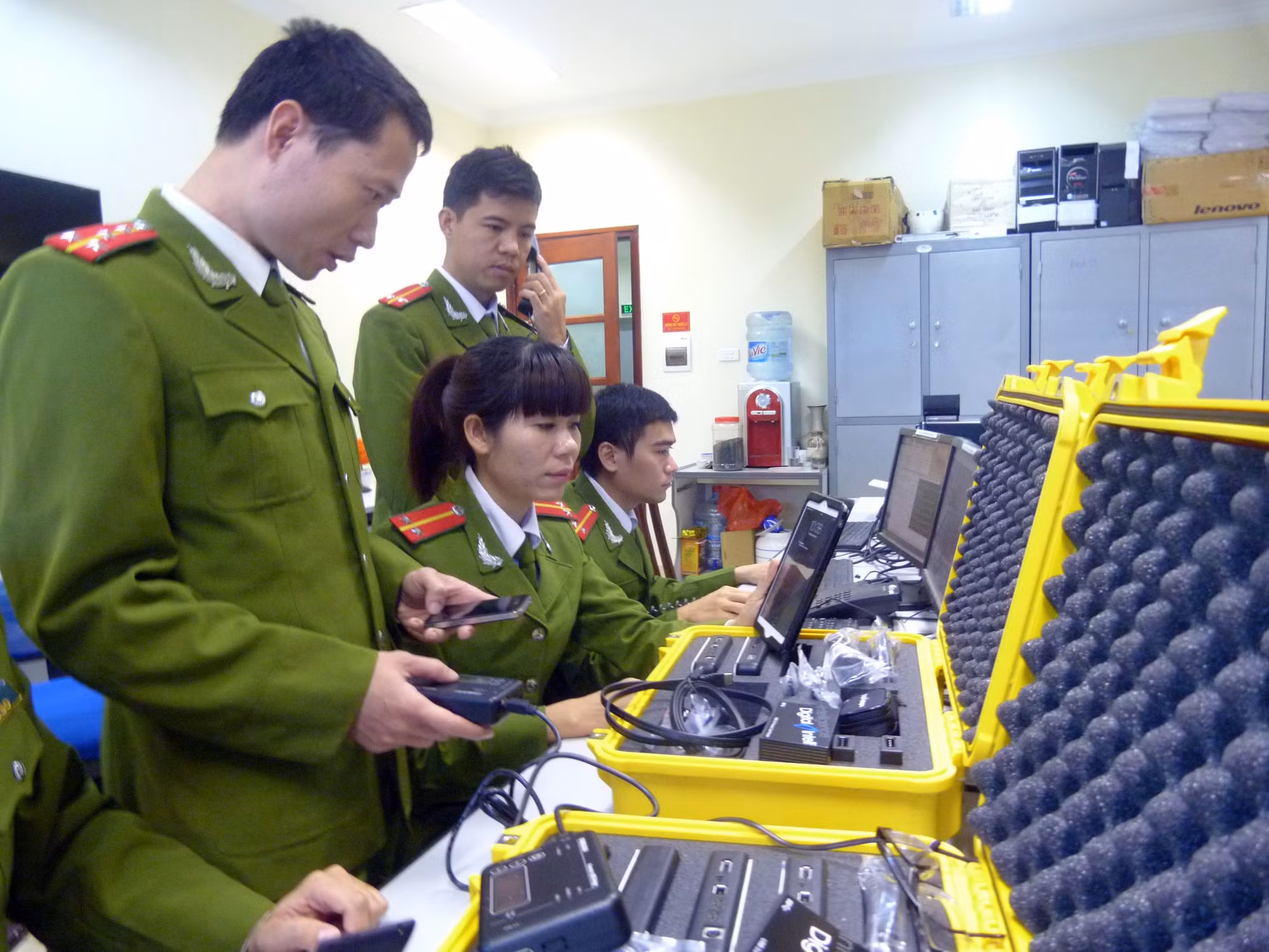 CNC-1.jpg