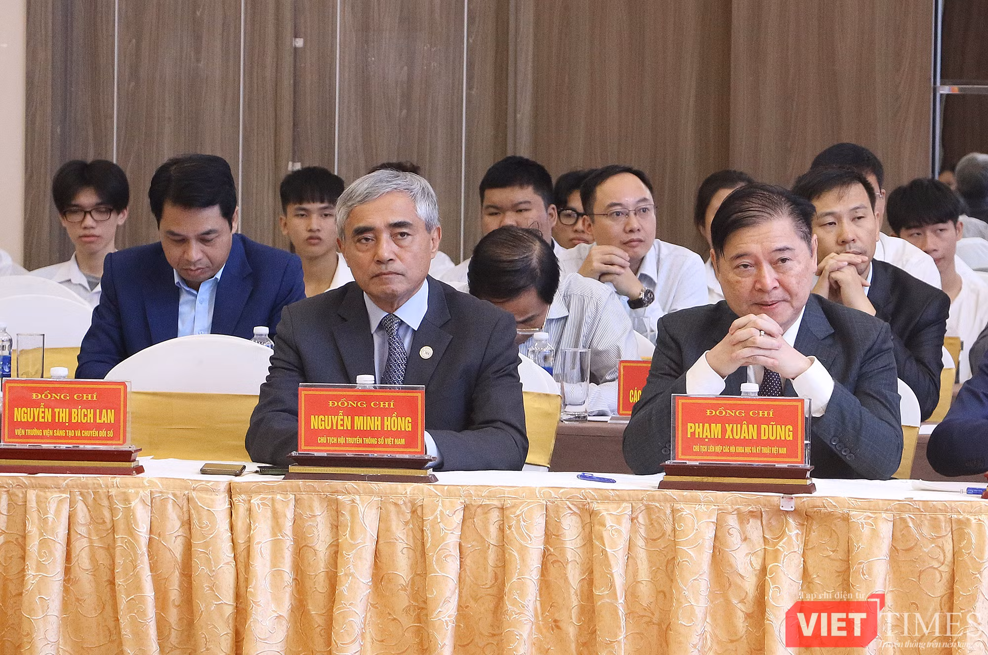 vt_lanh dao Hoi.jpg