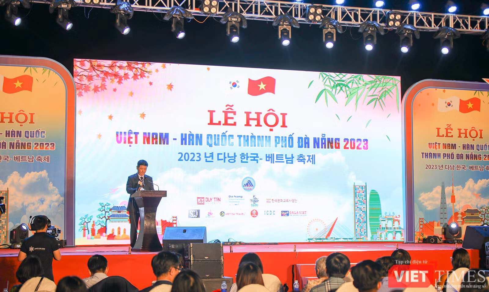 vt_khai mac le hoi viet nam han quoc 9.png