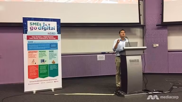 Chương trình SMEs Go Digital ở Singapore (ảnh: Mediacorp) Chương trình SMEs Go Digital ở Singapore (ảnh: Mediacorp)