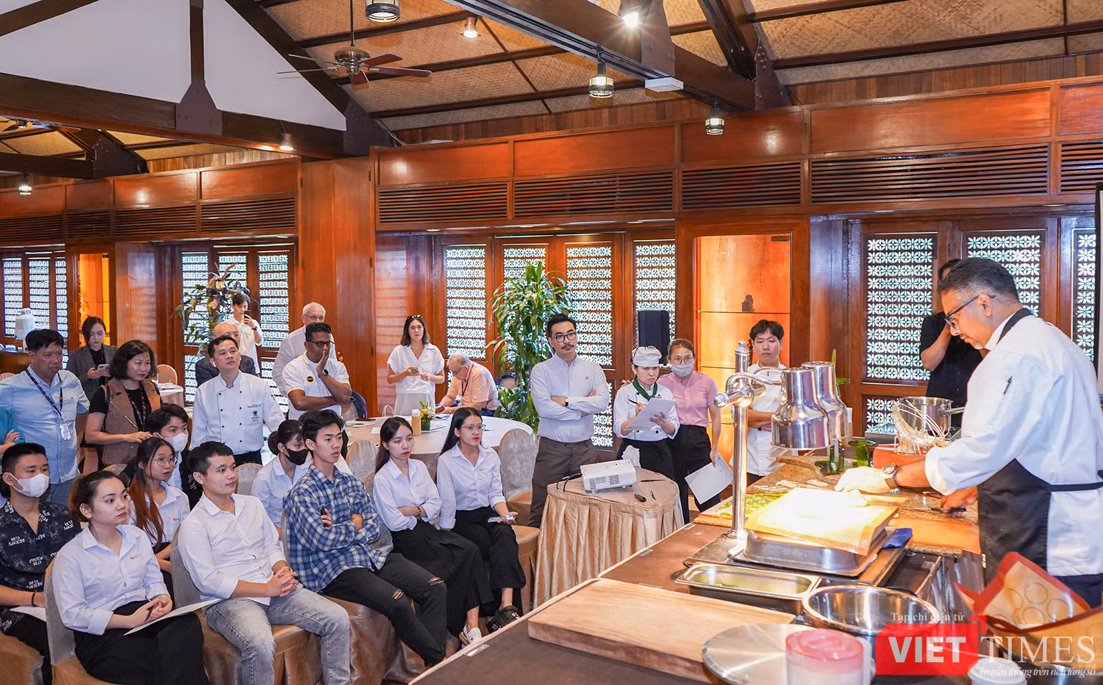 vt_nghe thuat che tac duong 1.png