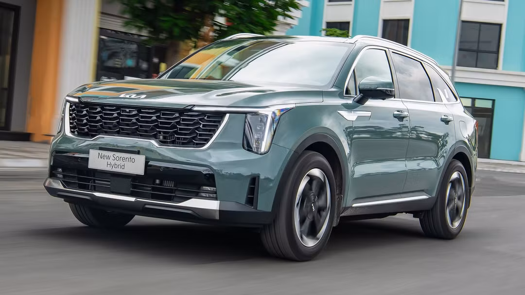 Tung bộ đôi hybrid mới, Kia làm gì để cạnh tranh được với xe Nhật và Trung Quốc?