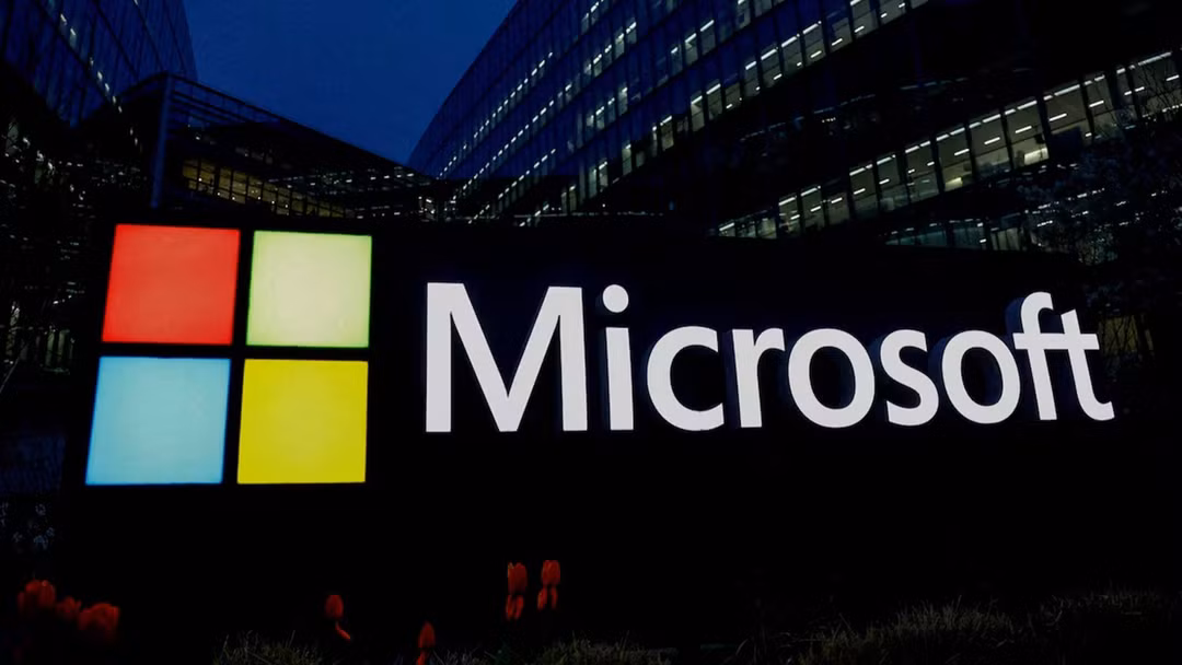 Microsoft lập đơn vị mới trị giá 2,5 tỉ USD nhằm hỗ trợ doanh nghiệp triển khai AI vào vận hành thực tế. Ảnh: Reuters.