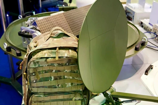 Công nghệ tiên tiến, thông tin sai lệch, hay sự hỗn loạn trên chiến trường? Cuộc tranh luận về vũ khí âm thanh không phải là mới nhưng nó lại nổi lên sau vụ Mỹ bắt giữ ông Maduro. Ảnh: IE.