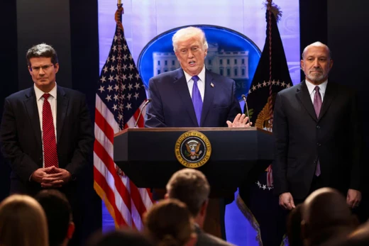 Tổng thống Mỹ Donald Trump phát biểu trong cuộc họp báo tại Nhà Trắng, sau phán quyết của Tòa án Tối cao tại Washington, D.C., Mỹ ngày 20/2. Ảnh: Reuters.