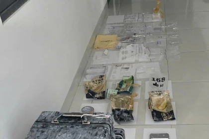 Từ chiếc vali chứa hơn 2,7 kg ma túy sau nhà nguyên bí thư xã