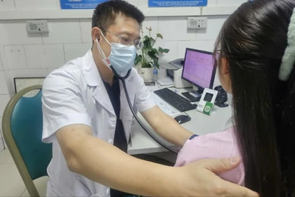 Sau kỳ nghỉ Tết, bệnh nhân mạn tính không còn lo lắng tái khám đúng từng ngày nhờ quy định mới