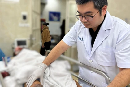 Bộ Y tế yêu cầu trực đủ 4 cấp, báo cáo từng ca nặng dịp Tết