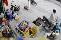 Hố tử thần xuất hiện trên vỉa hè đường Trưng Nữ Vương, TP Đà Nẵng