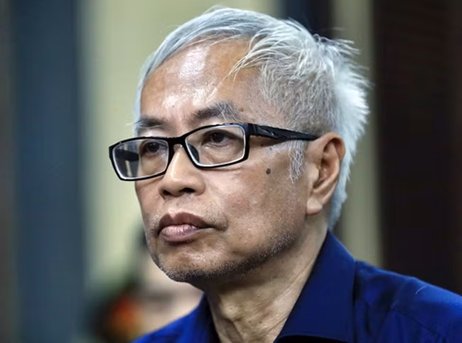 Bị cáo Trần Phương Bình (cựu Tổng giám đốc, Phó chủ tịch HĐQT, Chủ tịch HĐTD DAB)/ Ảnh: VnExpress. Bị cáo Trần Phương Bình (cựu Tổng giám đốc, Phó chủ tịch HĐQT, Chủ tịch HĐTD DAB)/ Ảnh: VnExpress.