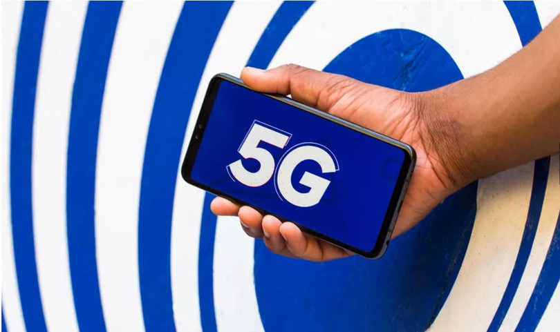 Đã xuất hiện những chiếc điện thoại tích hợp 5G trên thị trường (Ảnh: Cnet)