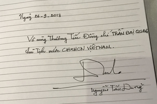 Lời viếng của nguyên Thủ tướng Nguyễn Tấn Dũng. Nguồn: Dân trí Lời viếng của nguyên Thủ tướng Nguyễn Tấn Dũng. Nguồn: Dân trí
