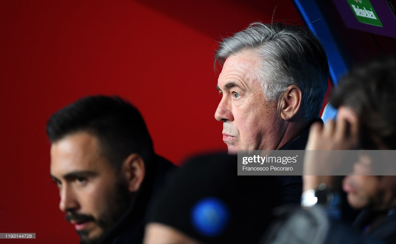 Ancelotti thất thần trên băng ghế chỉ đạo (Ảnh: gettyimages) Ancelotti thất thần trên băng ghế chỉ đạo (Ảnh: gettyimages)