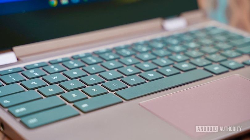 Trải nghiệm bấm của bàn phím chưa tốt (Ảnh: Android Authority)