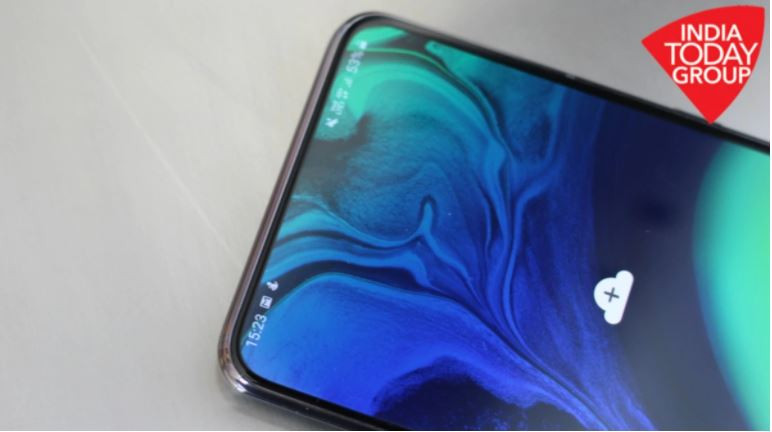 Trọng lượng nặng là một điểm trừ của Samsung Galaxy A80 (Ảnh: IndiaToday) Trọng lượng nặng là một điểm trừ của Samsung Galaxy A80 (Ảnh: IndiaToday)