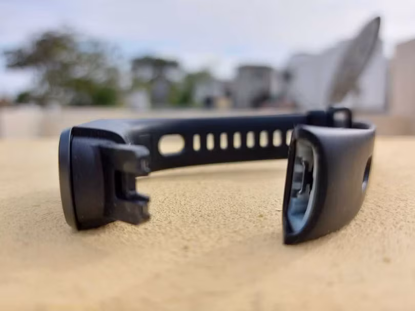 Honor Band 5i sở hữu giắc cắm sạc tiện lợi (Ảnh: Smart Prix) Honor Band 5i sở hữu giắc cắm sạc tiện lợi (Ảnh: Smart Prix)