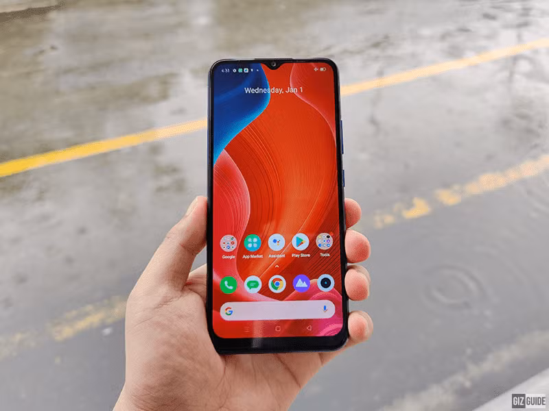 Màu sắc trên màn hình hiển thị khá nịnh mắt (Ảnh: Gizguide)