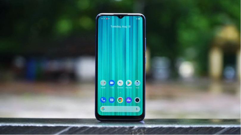Realme C12 có thiết kế bắt kịp xu thế (Ảnh: Moneycontrol) Realme C12 có thiết kế bắt kịp xu thế (Ảnh: Moneycontrol)