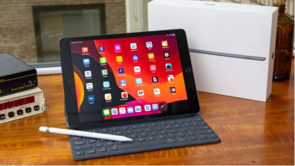 iPad 10.2 inch 2019 (Ảnh: Techradar)