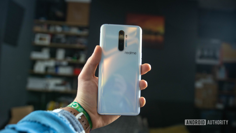 Realme X2 Pro đem đến sự chắc chắn cho người dùng (Ảnh: Android Authority)