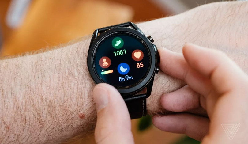 Samsung Galaxy Watch 3 được tích hợp đầy đủ các tính năng theo dõi sức khỏe (Ảnh: The Verge)