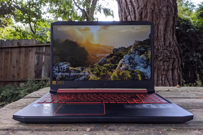 Acer Nitro 5 (Ảnh: PC World) Acer Nitro 5 (Ảnh: PC World)
