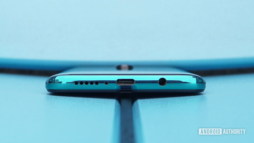 Viền máy Redmi Note 8 Pro rất dễ xước (Ảnh: Android Authority)