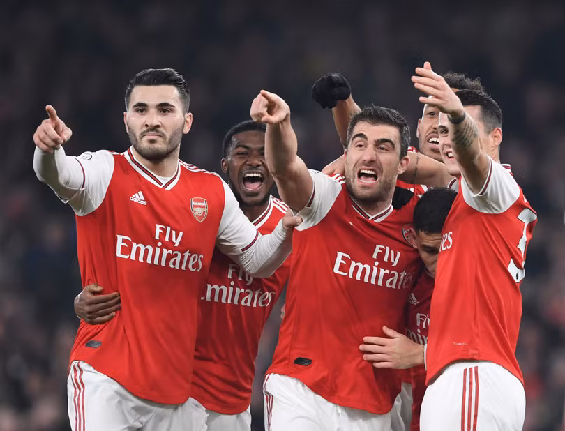Arsenal chiến thắng thuyết phục với tỉ số 2-0 (Ảnh: goal.com) Arsenal chiến thắng thuyết phục với tỉ số 2-0 (Ảnh: goal.com)