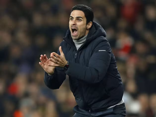 Arteta liên tục chỉ đạo các học trò bên ngoài đường biên (Ảnh: 90min) Arteta liên tục chỉ đạo các học trò bên ngoài đường biên (Ảnh: 90min)